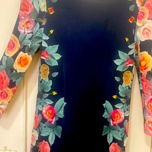 Sexy body-con flower detail dress for nite out /medium